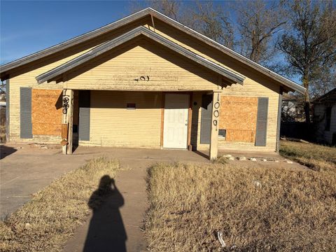 Photo of 1009 Scurry Street, Big Spring, TX 79720 (MLS # 90692165)