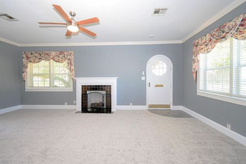 Tiny photo for 2801 Avenue I, Bay City, TX 77414 (MLS # 19049627)