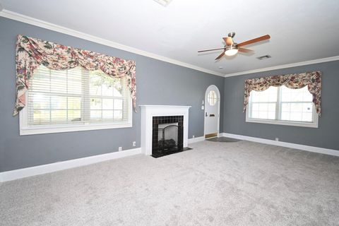 Tiny photo for 2801 Avenue I, Bay City, TX 77414 (MLS # 19049627)