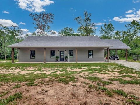 Photo of 1735 Thigpen Road, Pollok, TX 75969 (MLS # 86221172)