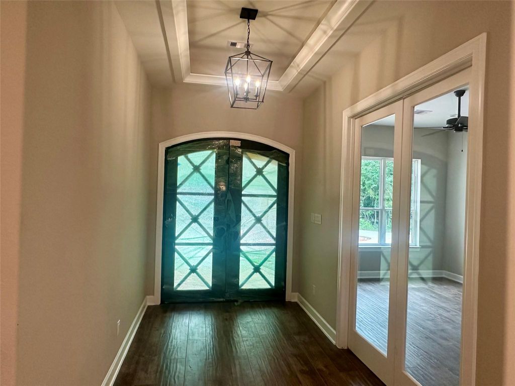 Photo of 7111 Lorna Road, Montgomery, TX 77316 (MLS # 95149163)