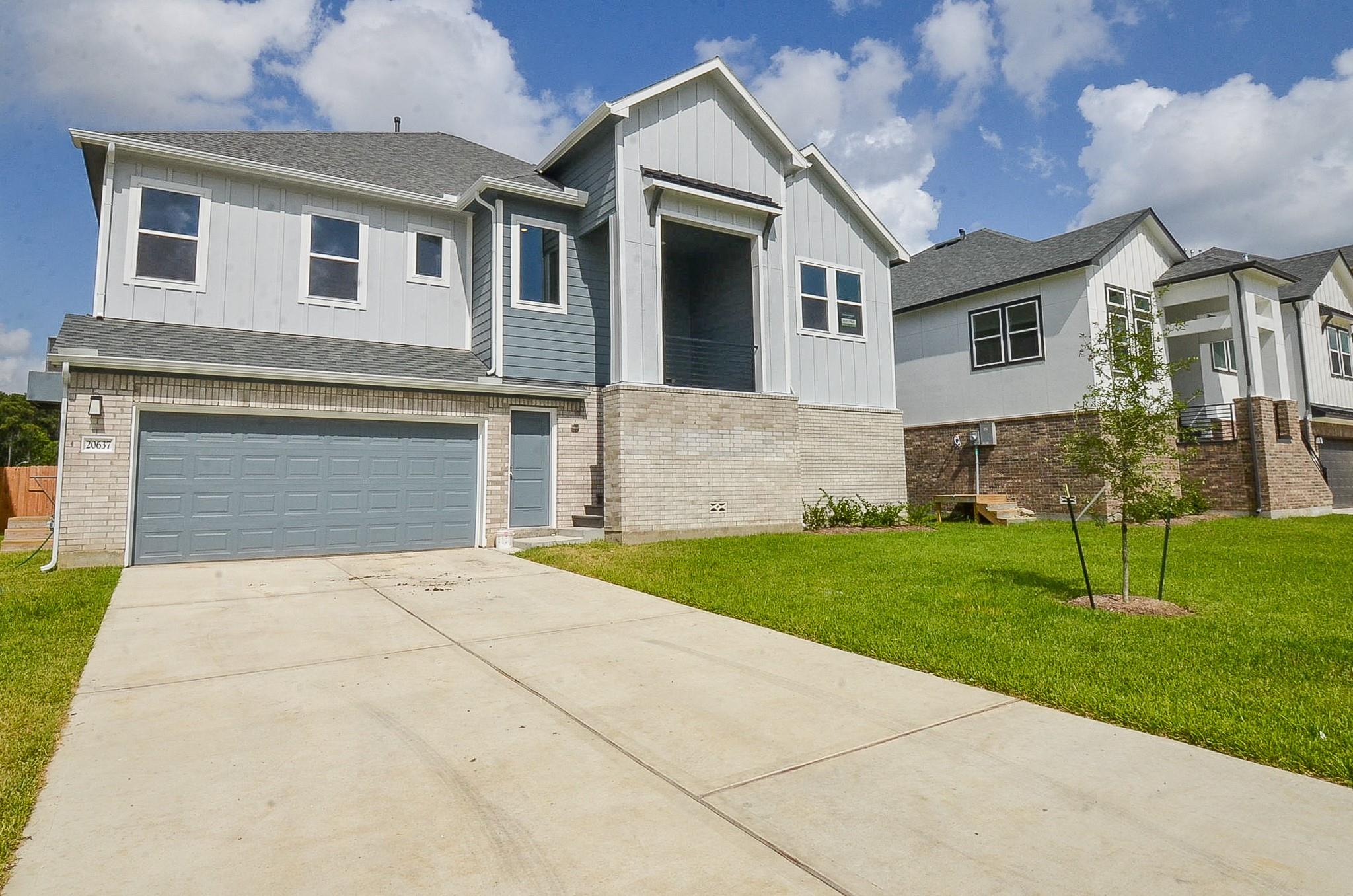20637 Dynamic Court