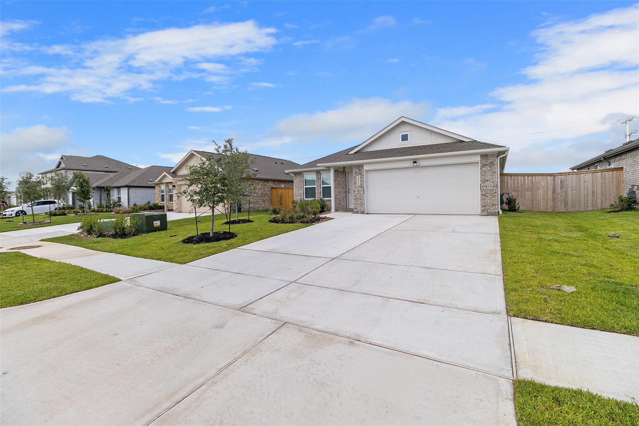 2806 Cedar Rock Street