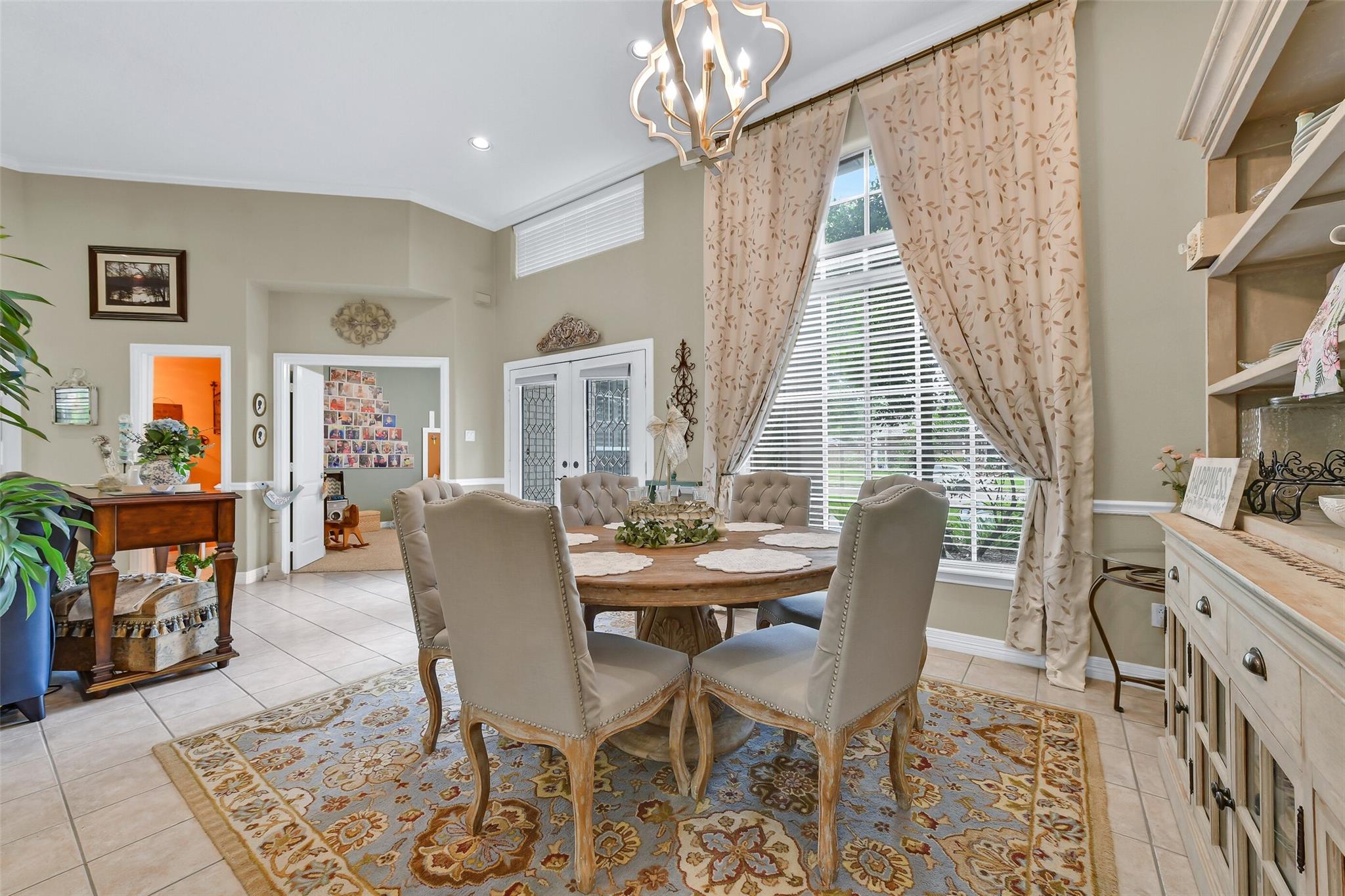 2810 Swallow Lane