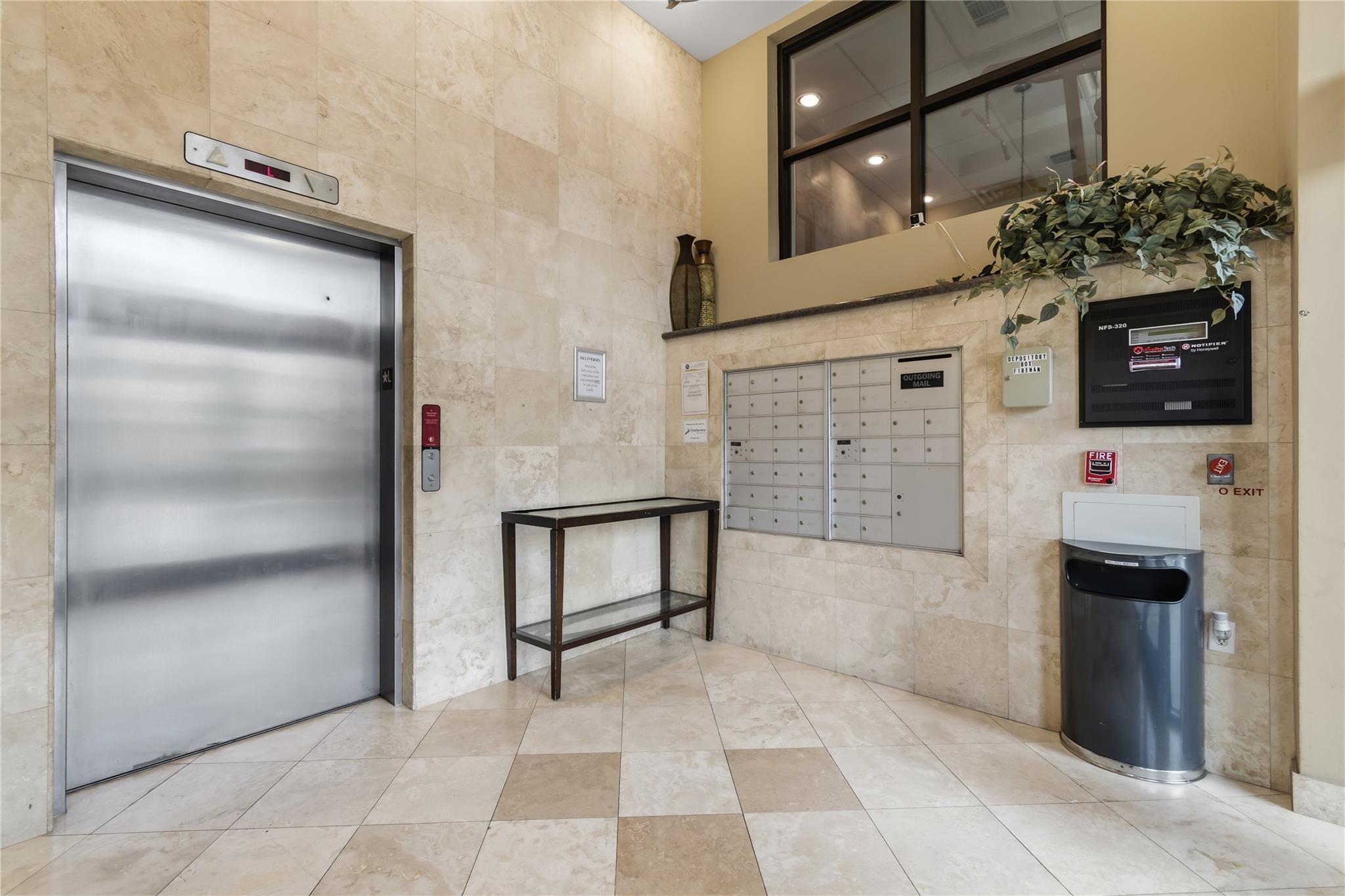 2203 Dorrington Street 309