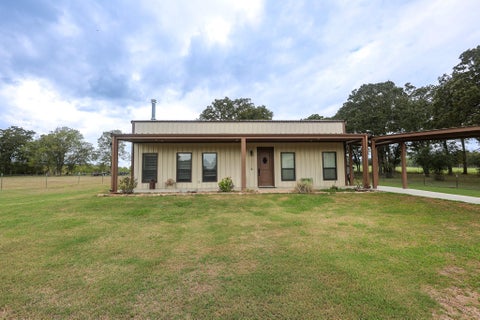 Photo of 10267 County Road 215, Anderson, TX 77830 (MLS # 19173375)