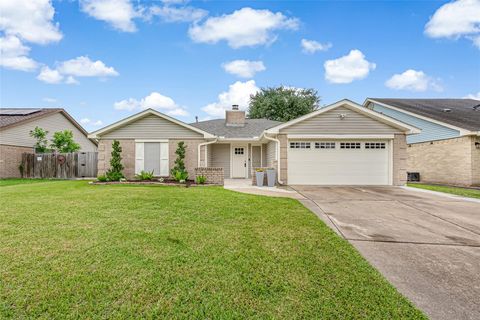 Photo of 2802 Park Meadows Avenue, Deer Park, TX 77536 (MLS # 69236043)