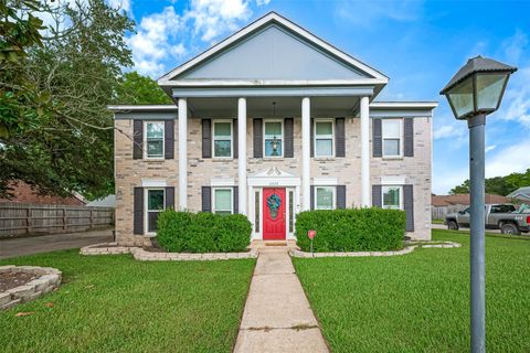 Photo of 2328 Colleen Drive, Pearland, TX 77581 (MLS # 56765323) Photo of 2328 Colleen Drive, Pearland, TX 77581 (MLS # 56765323)