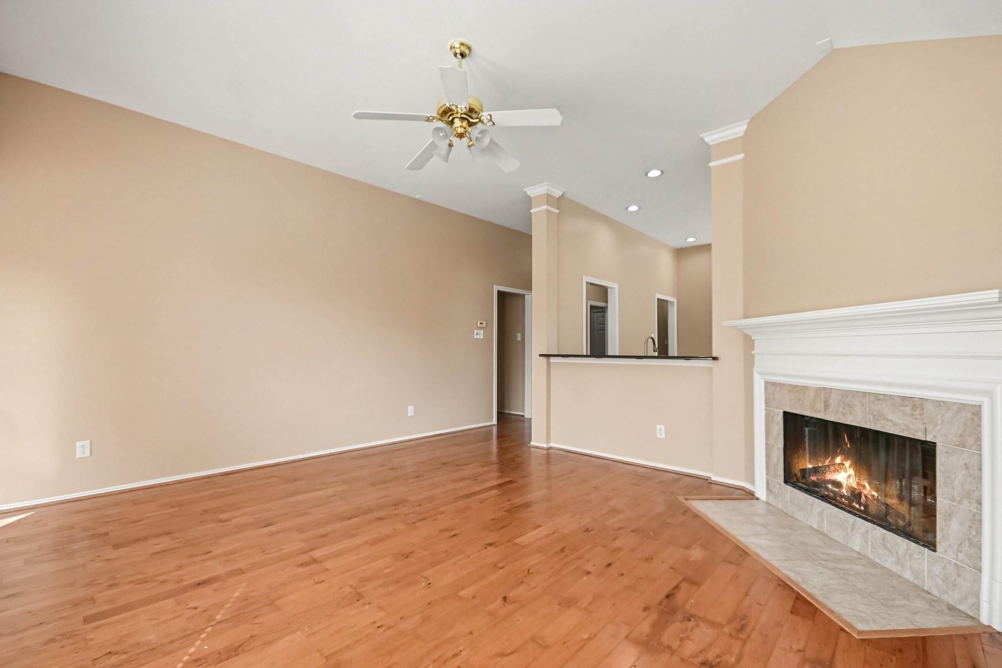 3022 Valley Court