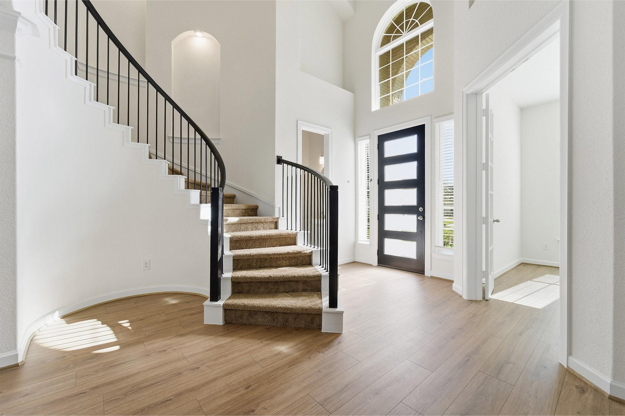 8427 Crab Blossom Drive
