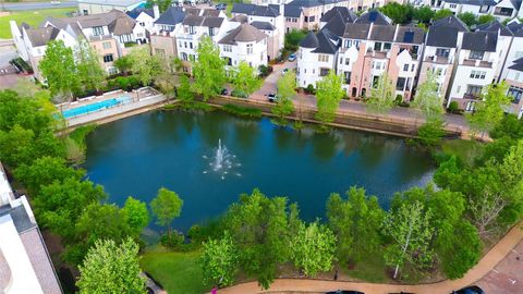 Photo of 2029 Fannin N, Houston, TX 77045 (MLS # 23664015)