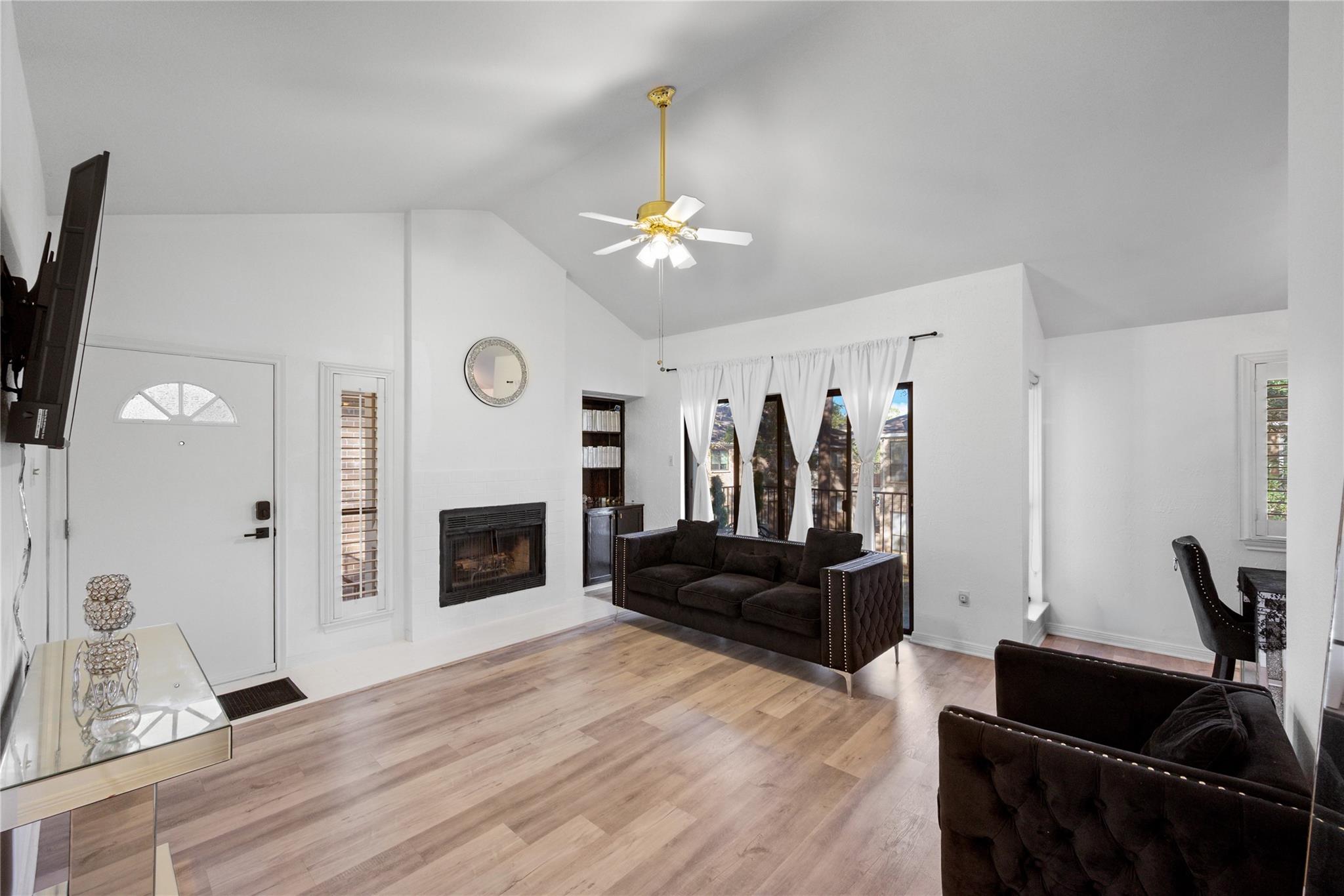 3500 Tangle Brush Drive 194