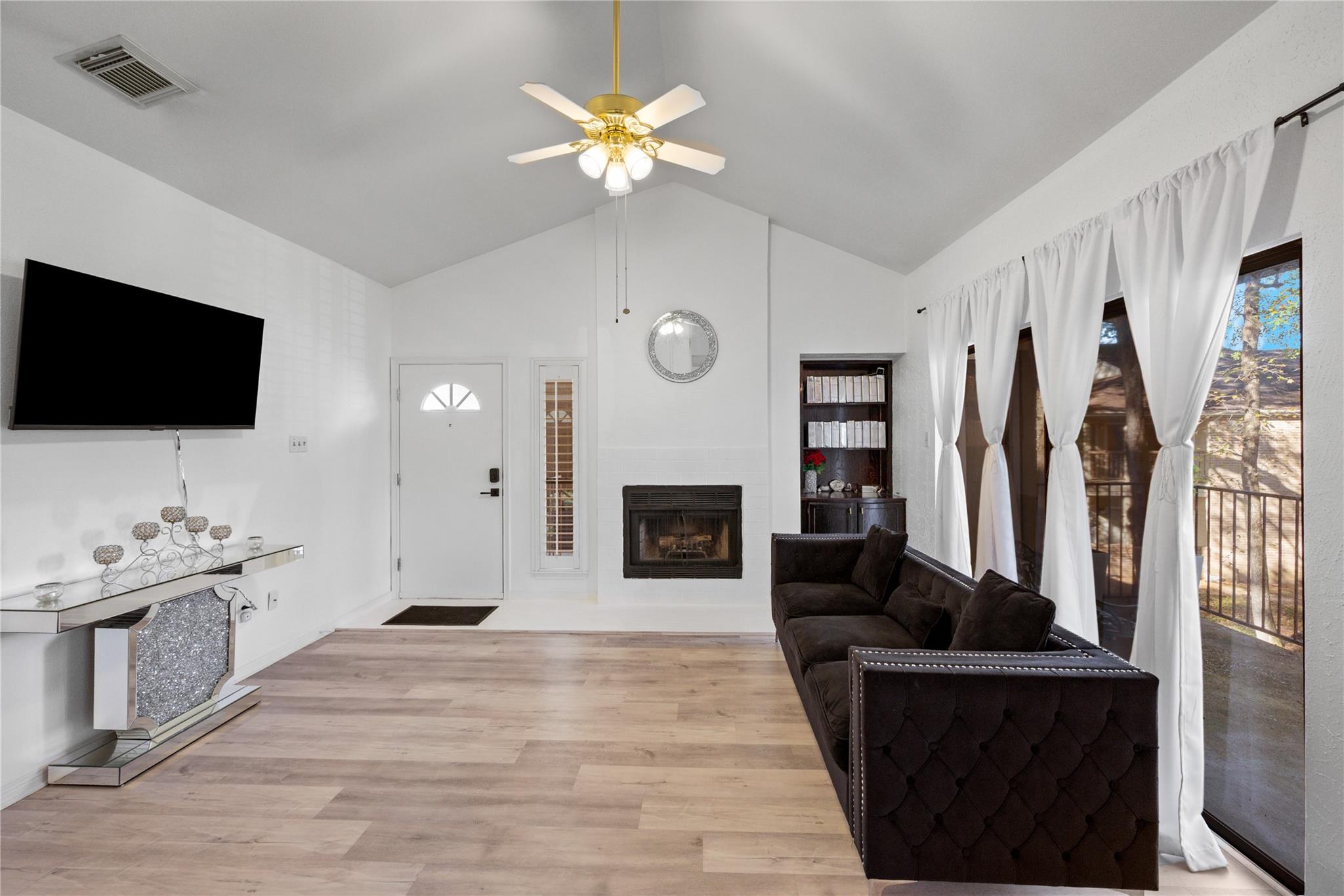 3500 Tangle Brush Drive 194