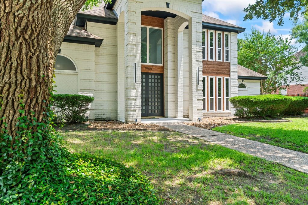 Photo of 1806 Quiet Country Court, Kingwood, TX 77345 (MLS # 90870025)
