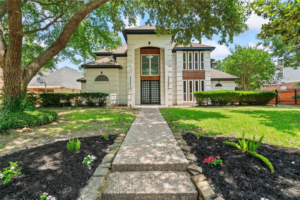 Photo of 1806 Quiet Country Court, Kingwood, TX 77345 (MLS # 90870025)