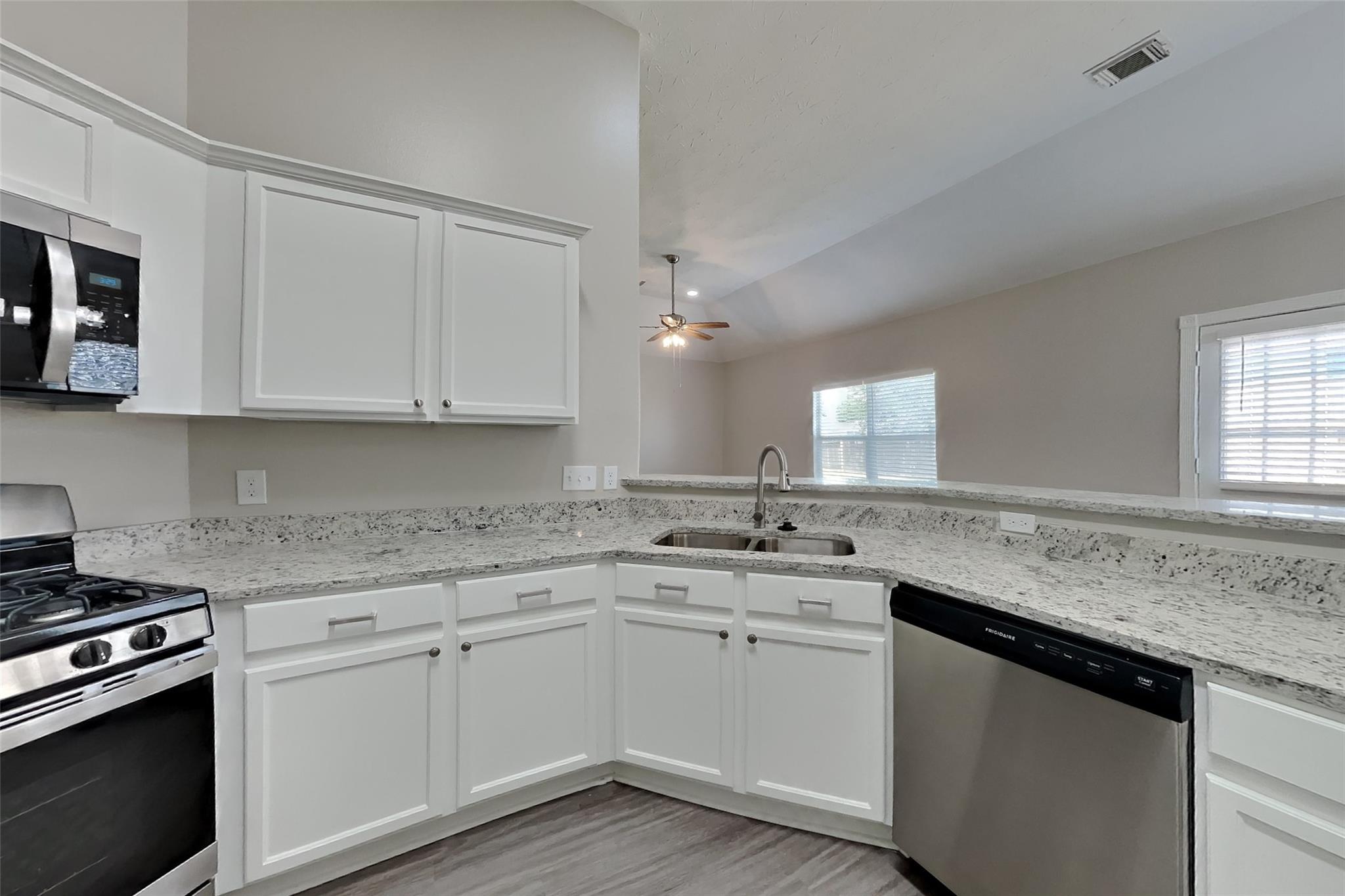 5219 Whitebridge Lane