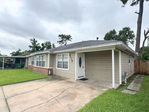 Photo of 8238 Homewood Lane, Houston, TX 77028 (MLS # 32267008)