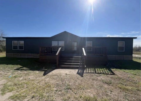Photo of 124 County Road 632, Sinton, TX 78387 (MLS # 96700008)