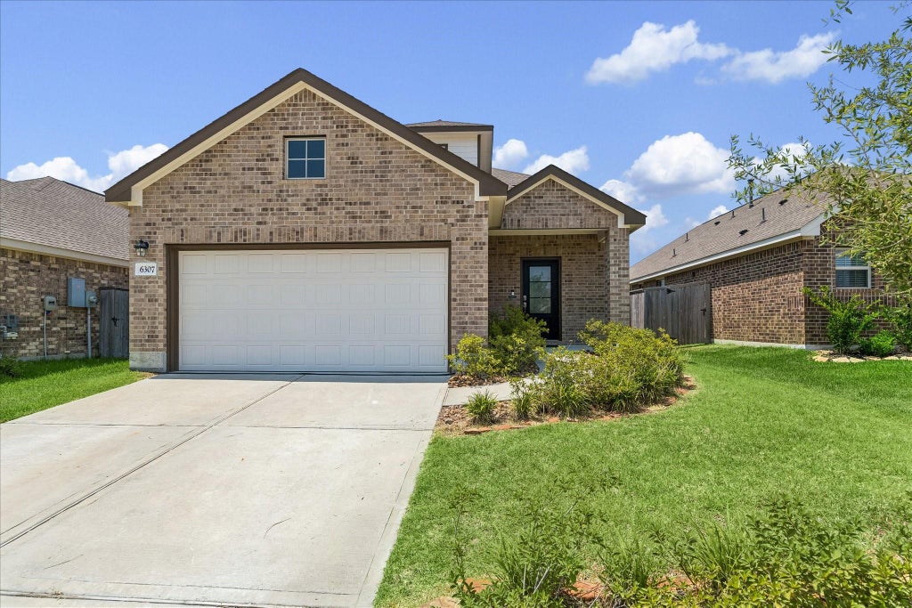 Photo of 6307 Arcadia Sound Lane, Kingwood, TX 77365 (MLS # 36148404)