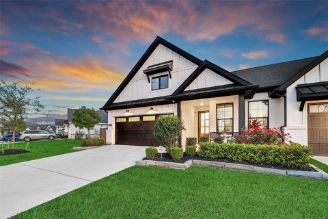 Photo of 6439 Pomegranate Blossom Drive, Katy, TX 77493 (MLS # 18013055)