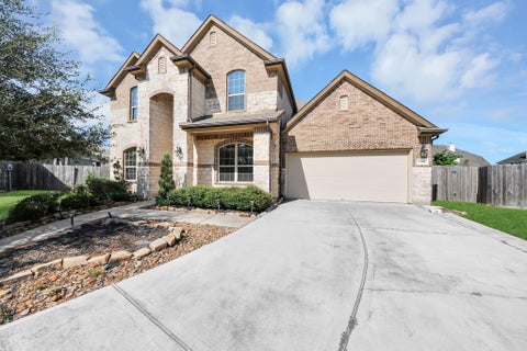 Photo of 1902 Zillah Wheat Dr DR, Rosenberg, TX 77469 (MLS # 68528179)