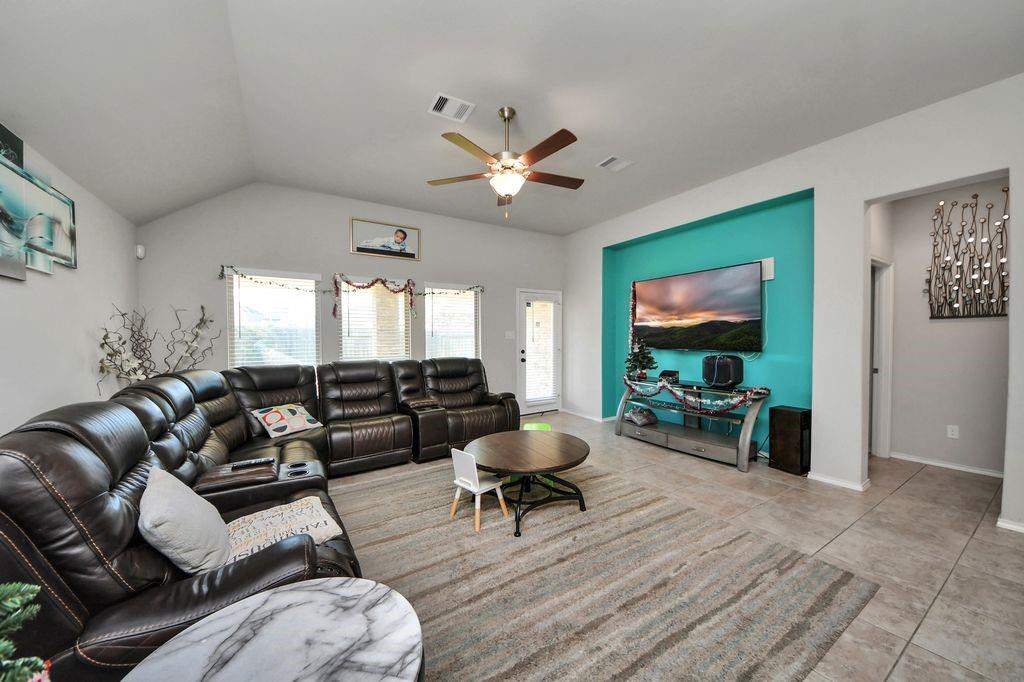 20206 Laila Manor Lane