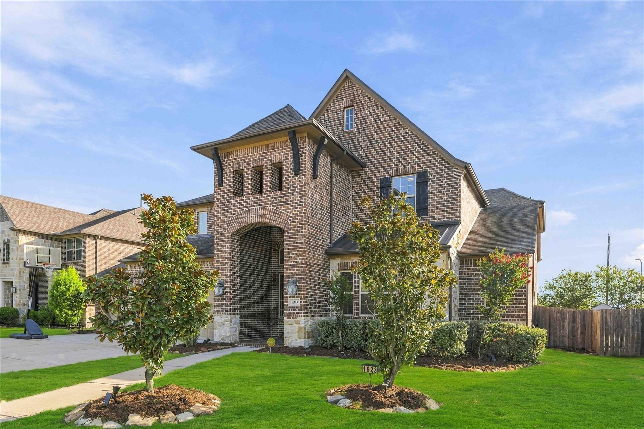 1923 Opal Field Lane