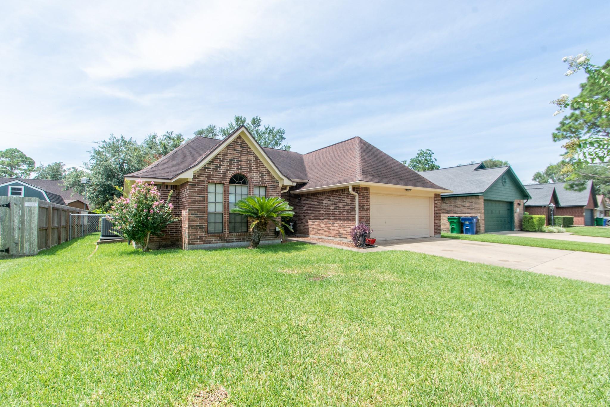 808 Manor Drive