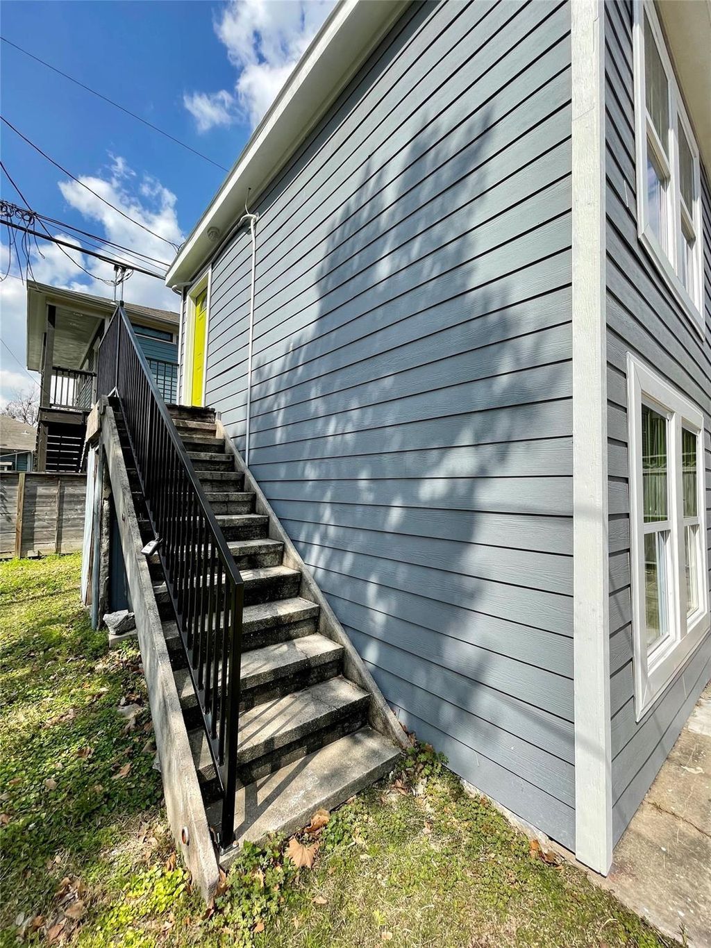 Photo of 507 Enid Street #B, Houston, TX 77009 (MLS # 68722340)