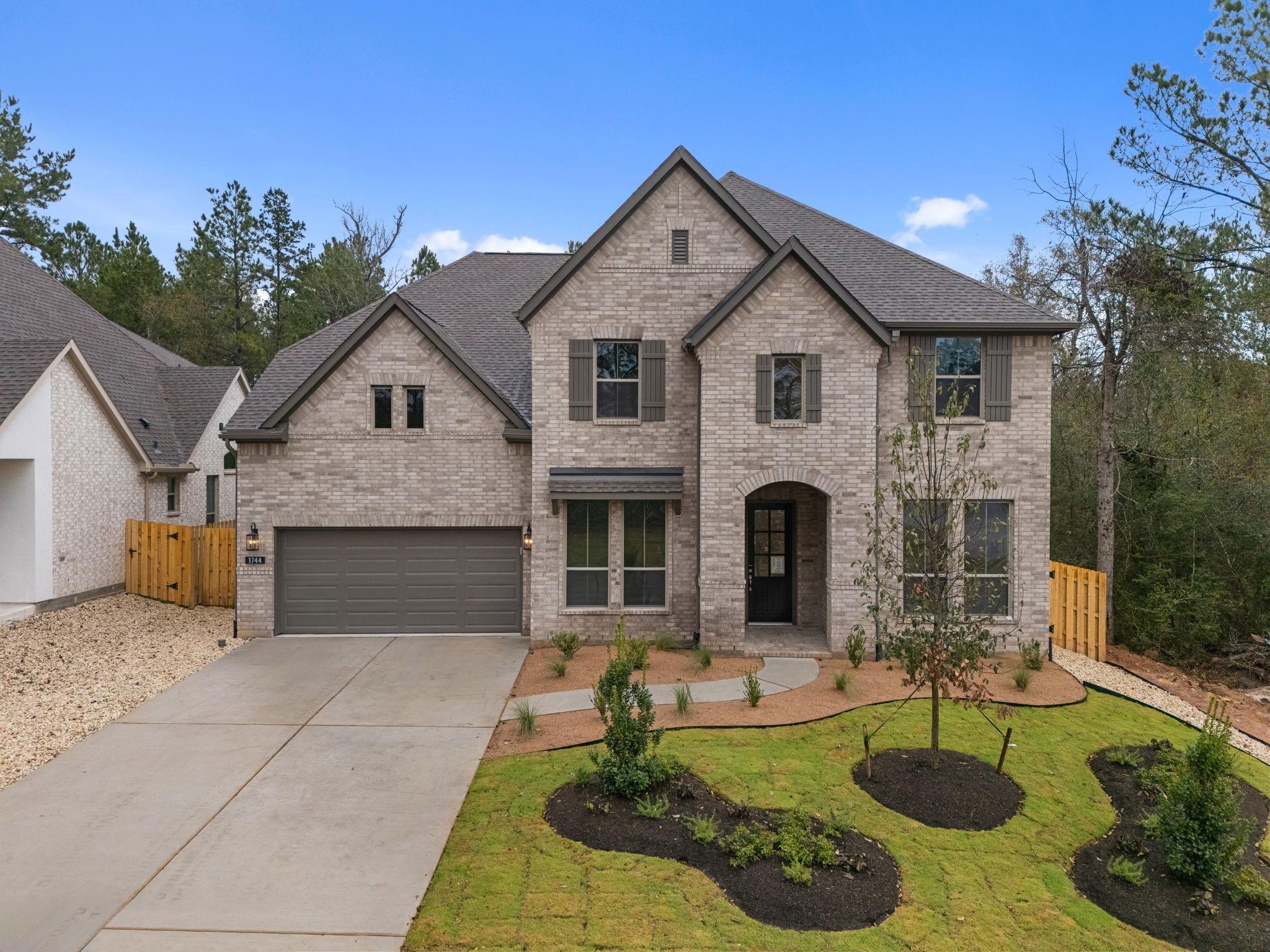 1744 Howler Way