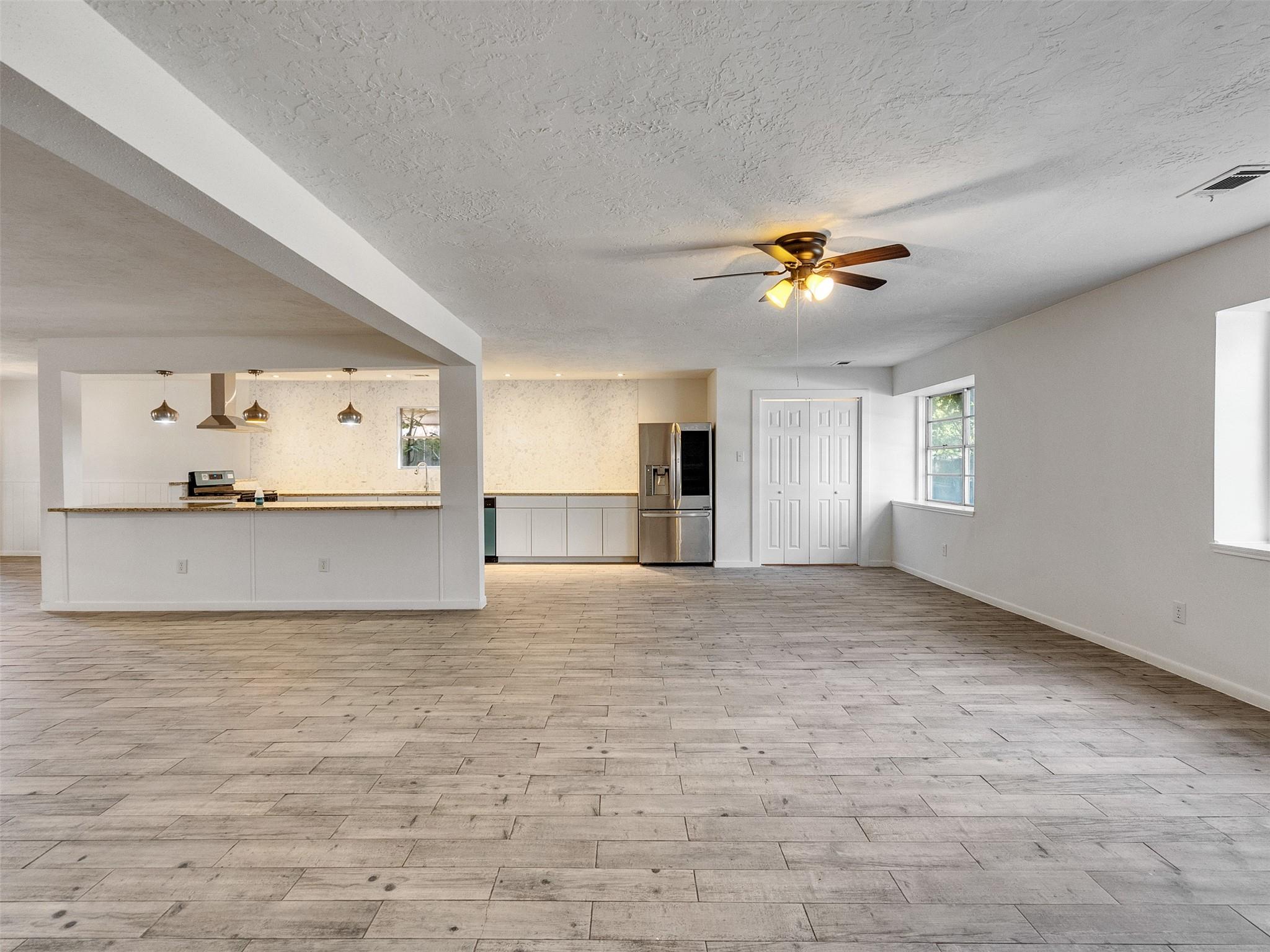 12710 Crow Valley Lane