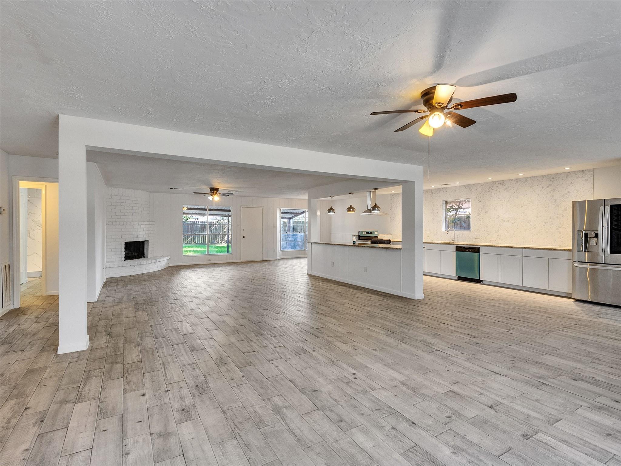 12710 Crow Valley Lane