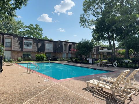 Photo of 12633 Memorial Drive #74, Houston, TX 77024 (MLS # 2998066)