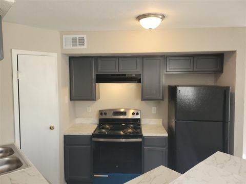 Photo of 7200 W T C Jester Boulevard #2402, Houston, TX 77088 (MLS # 22448125)