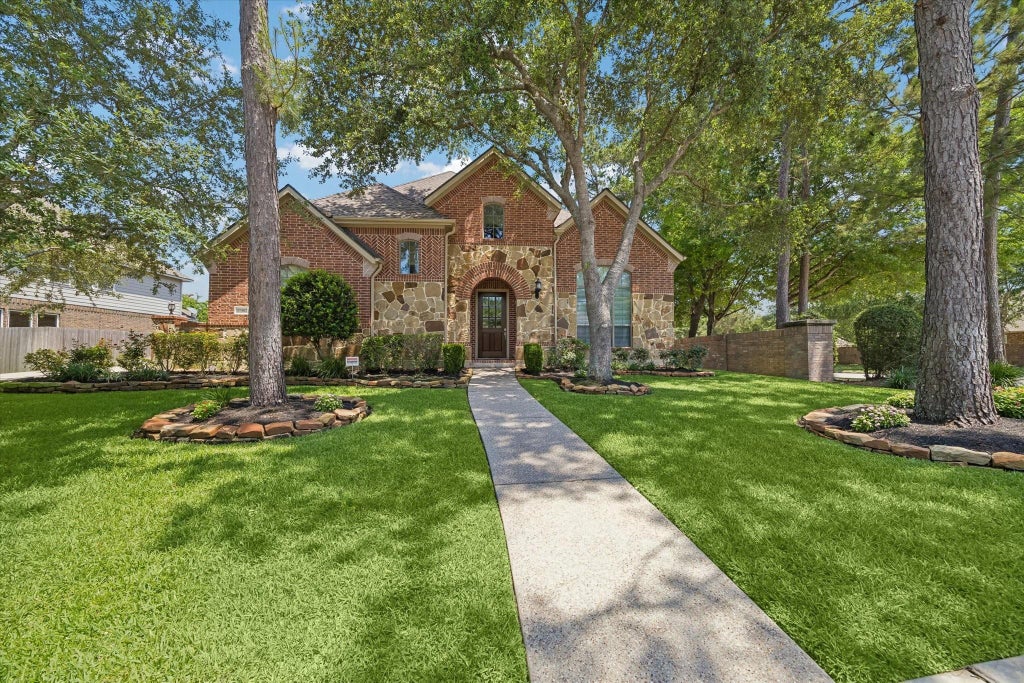 Photo of 17402 Lake Chelan Lane, Humble, TX 77346 (MLS # 67298672)