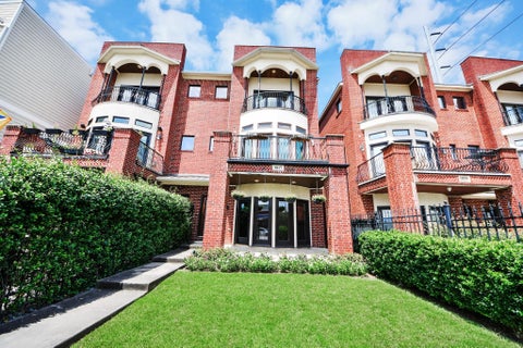Photo of 1817 Houston Avenue, Houston, TX 77007 (MLS # 91096092)