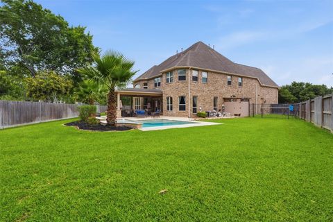 Tiny photo for 2300 Halls Creek Court, Friendswood, TX 77546 (MLS # 31919889)