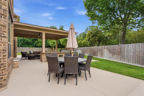 Tiny photo for 2300 Halls Creek Court, Friendswood, TX 77546 (MLS # 31919889)