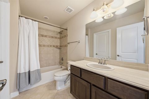 Tiny photo for 2300 Halls Creek Court, Friendswood, TX 77546 (MLS # 31919889)