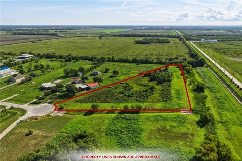 Photo of 14411 Austin Bayou Drive, Rosharon, TX 77583 (MLS # 40111118)