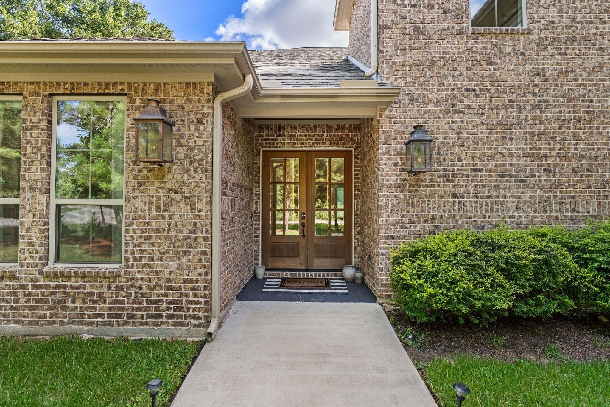 25034 Tarlton Court