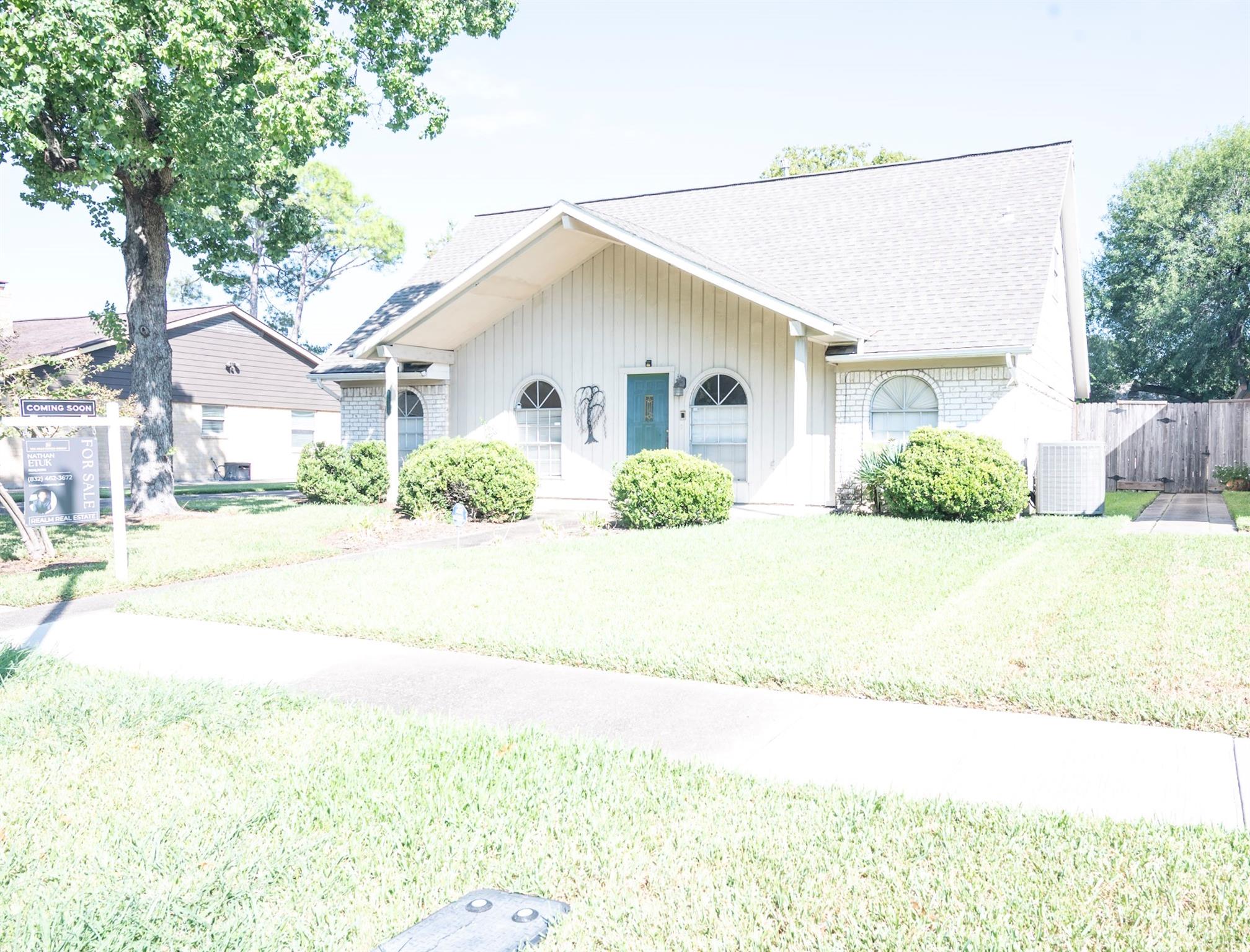 12238 Meadowdale Drive