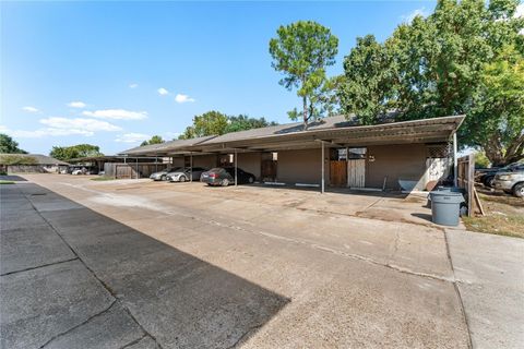 Tiny photo for 7322 Crownwest Street #7322, Houston, TX 77072 (MLS # 76552574)