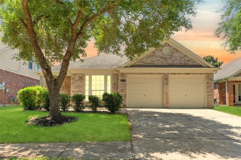 Photo of 11047 Pierce Valley Drive, Richmond, TX 77406 (MLS # 26091270)