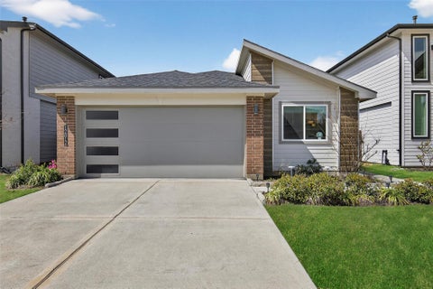 Photo of 12812 Tokenhouse Lane, Houston, TX 77047 (MLS # 88529013)