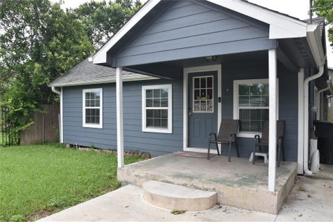 Photo of 4006 Caplin Street, Houston, TX 77026 (MLS # 10212076)