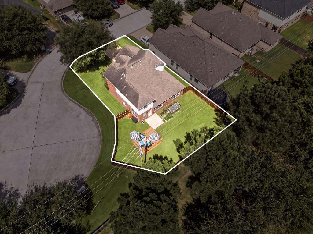Photo of 23411 W Pine Ivy Lane, Tomball, TX 77375 (MLS # 36717812)