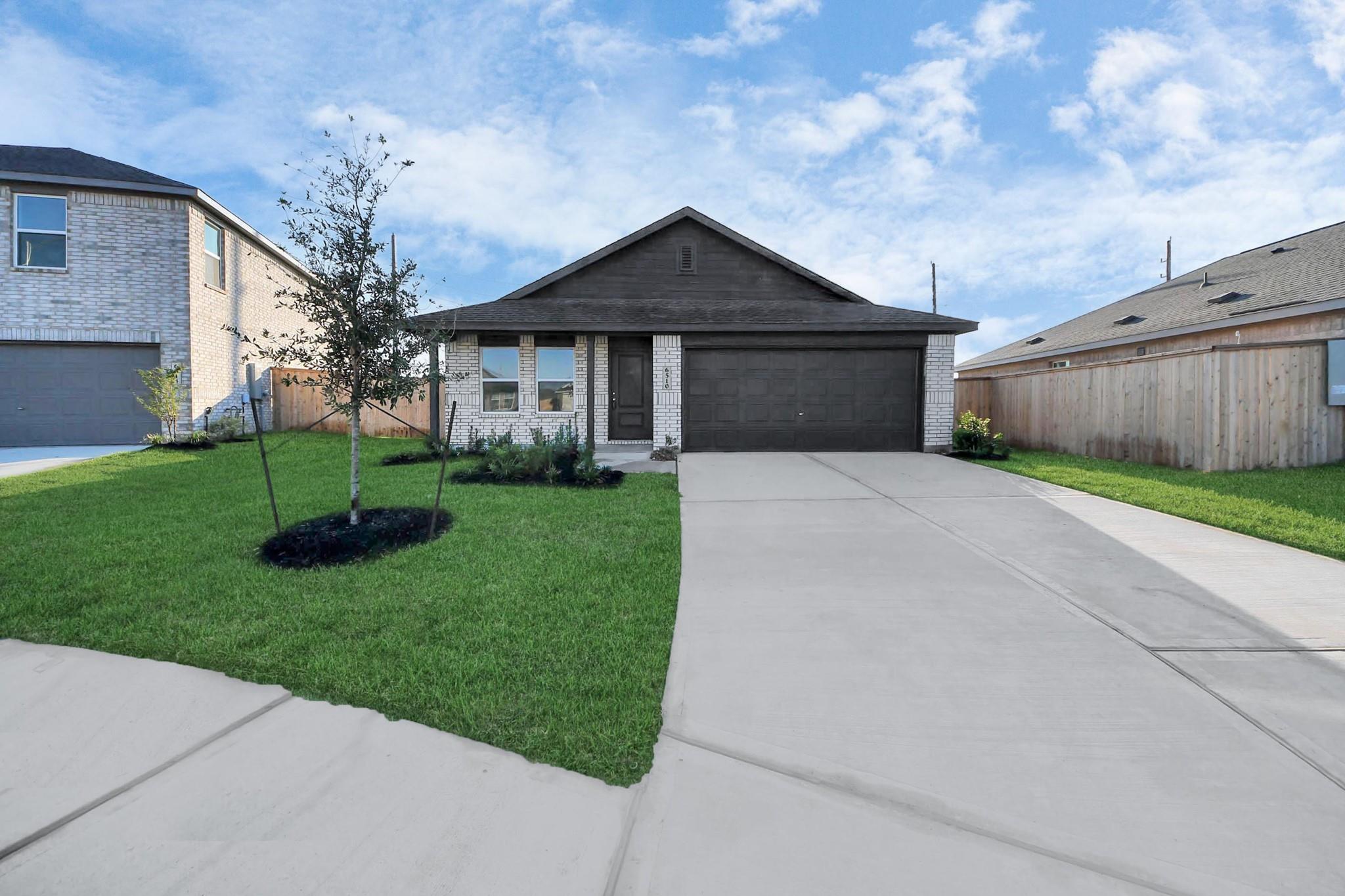 6510 Linden Leaf Dr