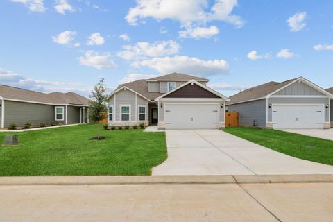 Photo of 25522 Blooming Hazel Drive, Cleveland, TX 77328 (MLS # 70880163)