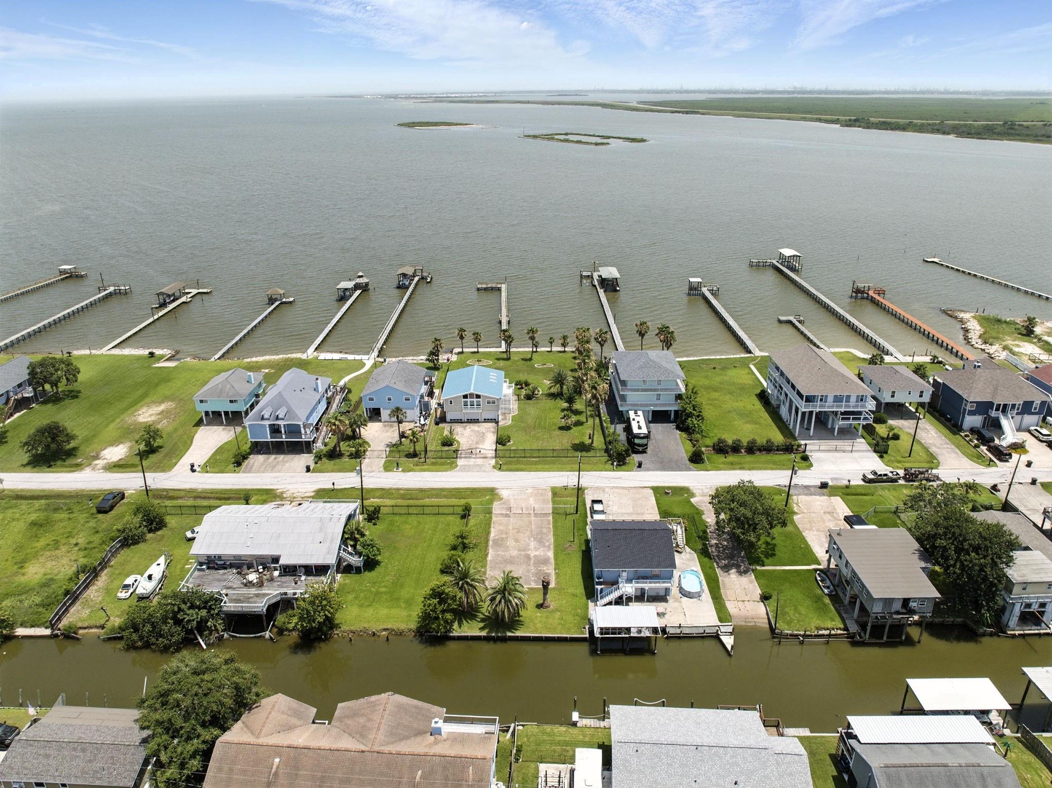 1612 Dick Bay Drive